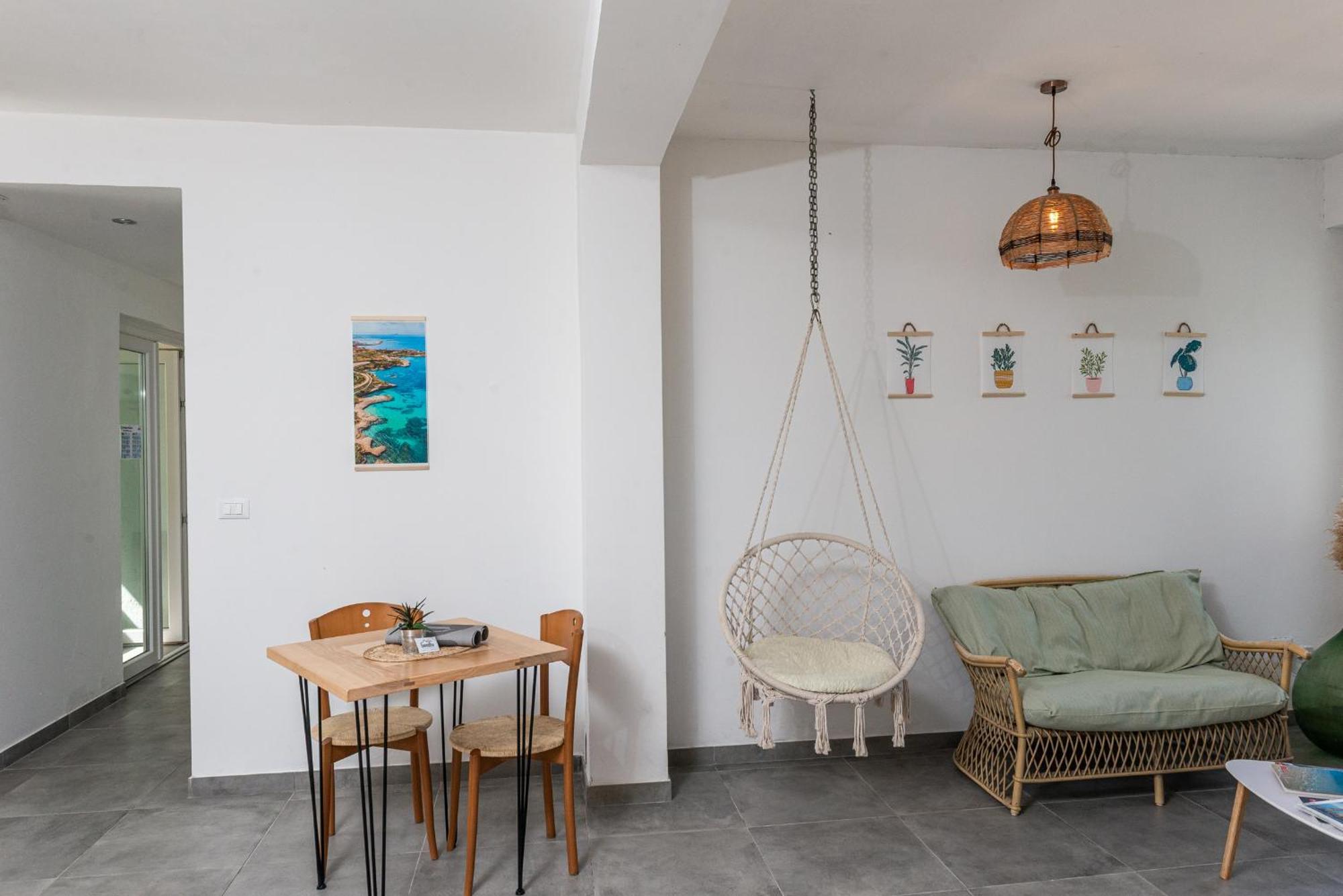 Guest House - Affittacamere Green Apartment - By Faendho 포르토 토레스 외부 사진