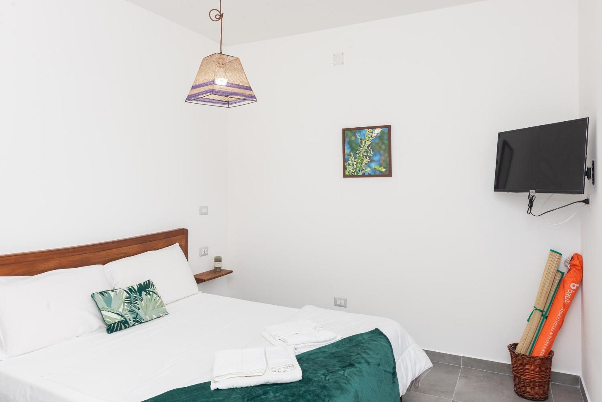 Guest House - Affittacamere Green Apartment - By Faendho 포르토 토레스 외부 사진